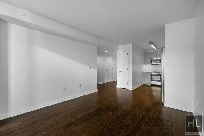 Photo - 5 AVENUE Unit 15K