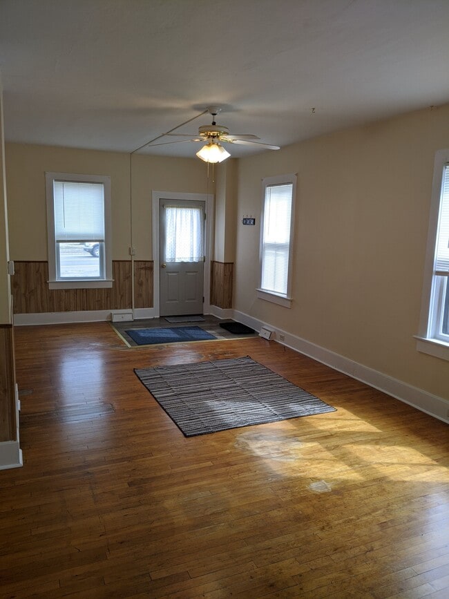 Photo - 57415 Calumet Ave Unit A