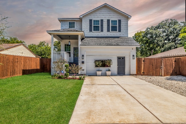 Photo - 10747 Dulcimer St