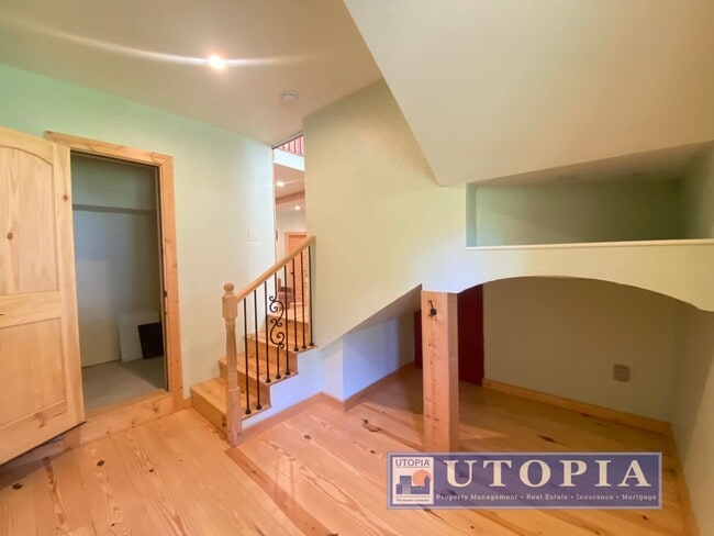 Photo - Gorgeous 4-bedroom, 2-bathroom Forest Lake Home with Deck, Office & Scenic Redwood Views