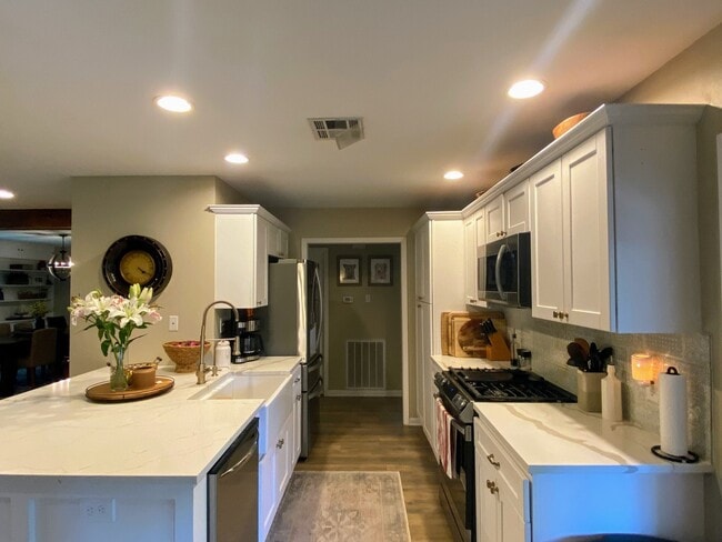 Photo - 4111 Hill Oak Dr