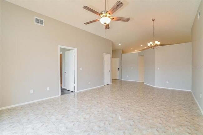 Building Photo - 3103 Orchard Pl