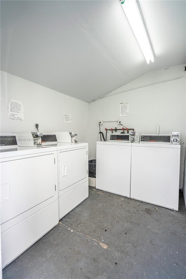 Photo - 8315 Byron Ave Unit 7A