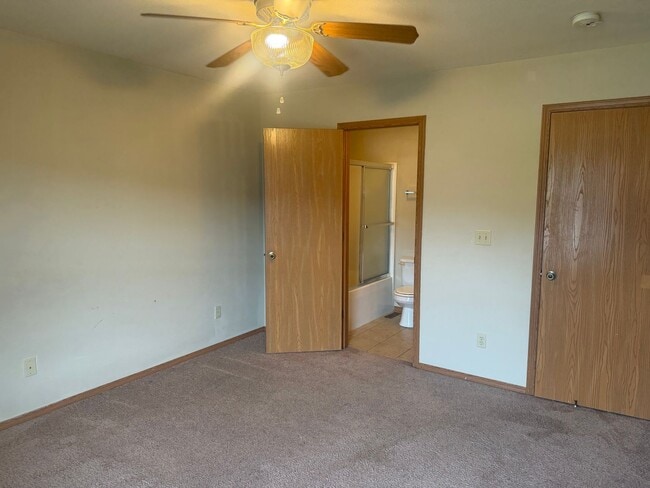 20304 Skyview Dr Unit 20304 Skyview - B