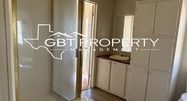 Photo - 2/1 in Bremond