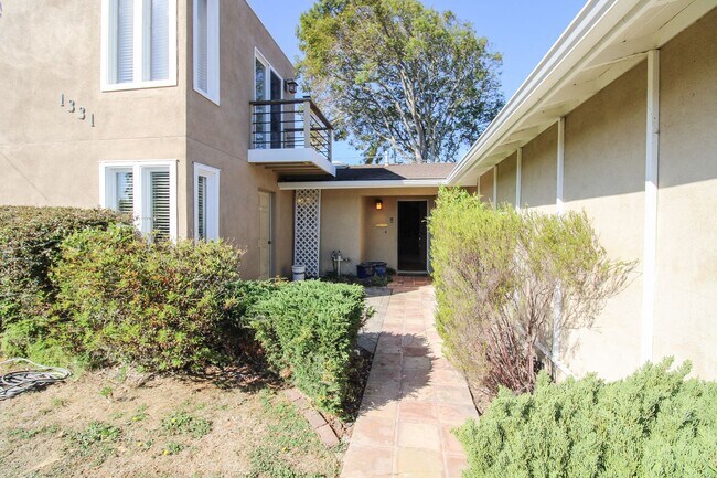 Photo - Unique Large Floor Plan for this 5 Bedroom...