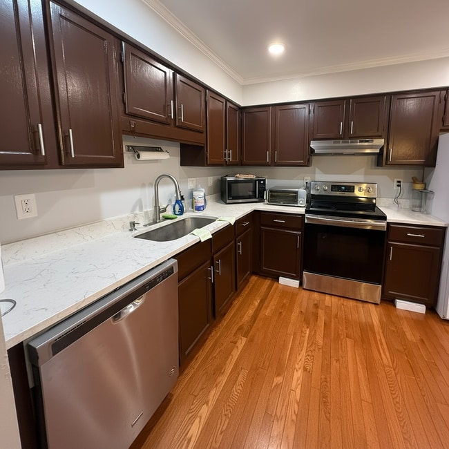 Photo - 126 E Hammaker St