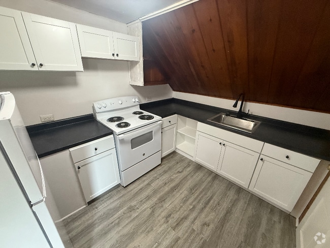 Building Photo - 2408 W High St Rental