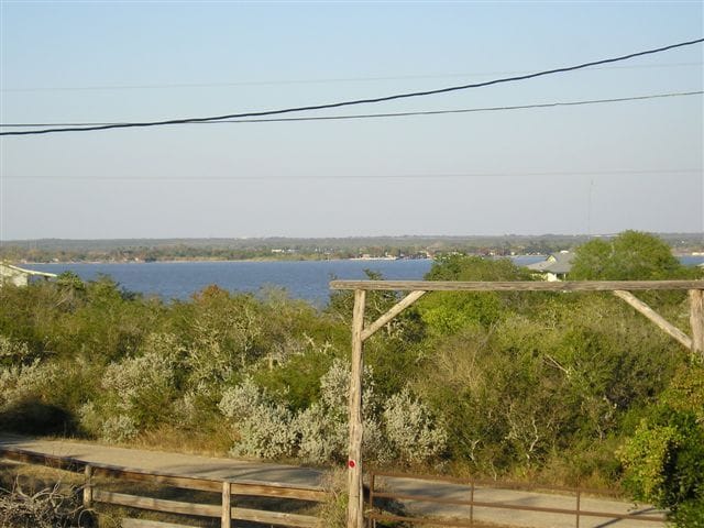 Photo - 403 S Vista Dr House