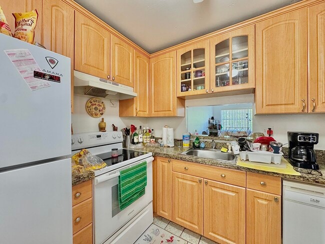 Photo - 5181 W Oakland Park Blvd Unidad 212