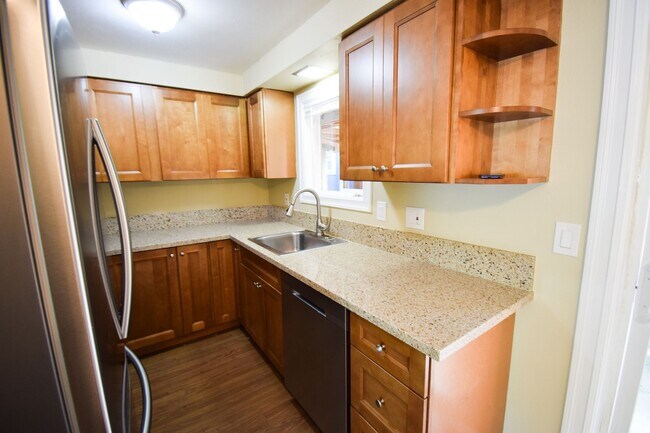 Photo - 27-12695-12699 Unit 12699