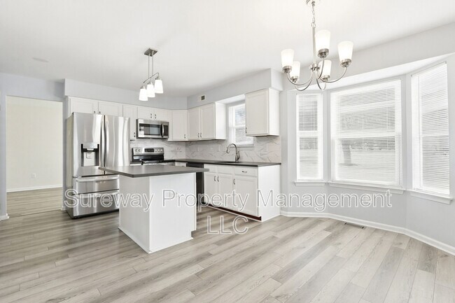 Photo - 25 Adler Cir