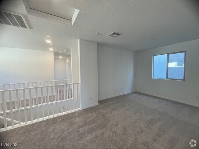 Building Photo - 5749 Avondale Rise Wy Rental