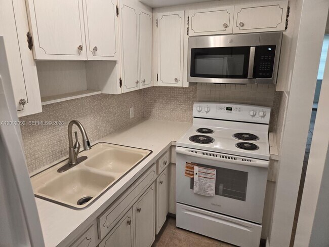 Photo - 1515 NE 125th Terrace Unidad 107