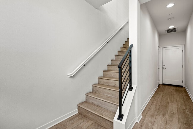 Photo - 2058 Quartet Loop