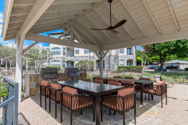 Silverado Apartments