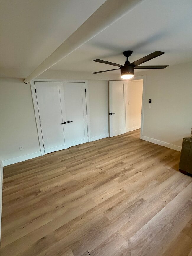 Dormitorio - 54 S Kensico Ave Unidad BSMT