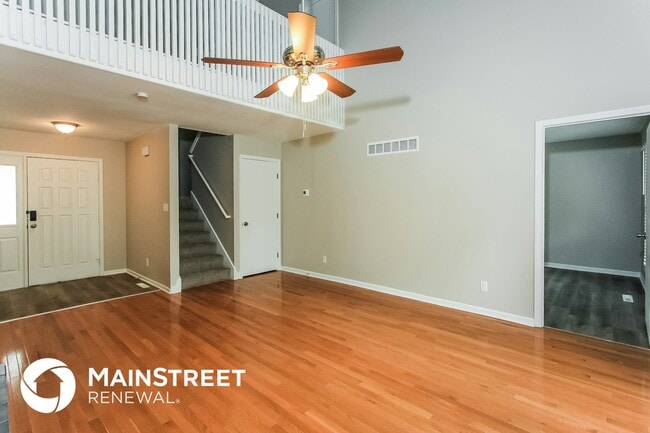 Photo - 8425 N Chatham Ave