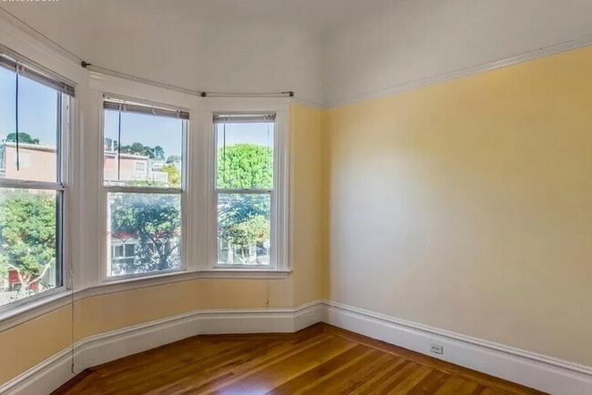 Photo - 412 Cortland Ave