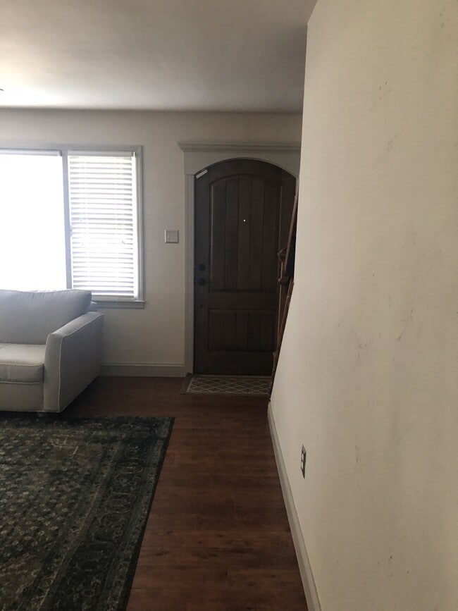 Photo - 206 Swarthmore Rd