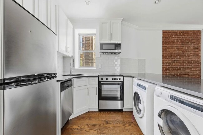 411 E 118th St Unit 5