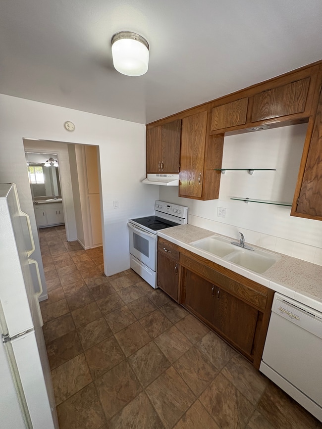 Photo - 521 E Arrellaga St
