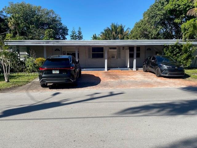 Building Photo - 100 SE 3rd Ave Unit 3