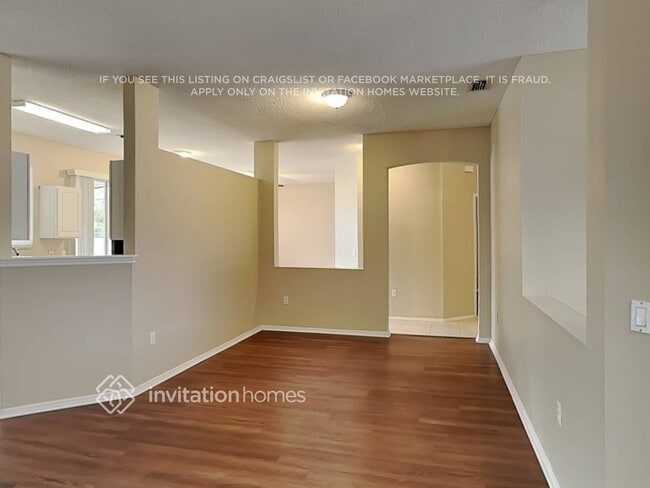 Photo - 9106 69th Ave E