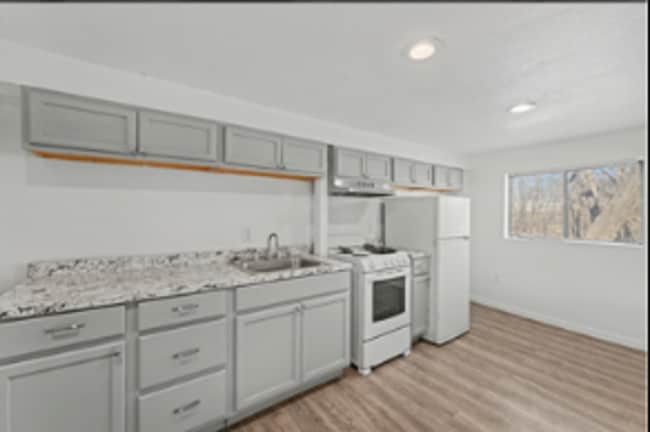 Photo - 732 N Victor Ave Unit C