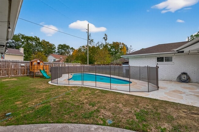 Photo - 13418 Paradise Valley Dr