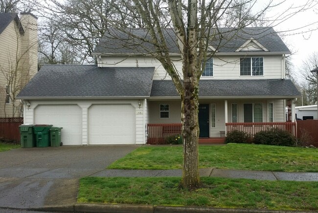 Building Photo - Spacious 4-Bedroom House in North Newberg near park and schools