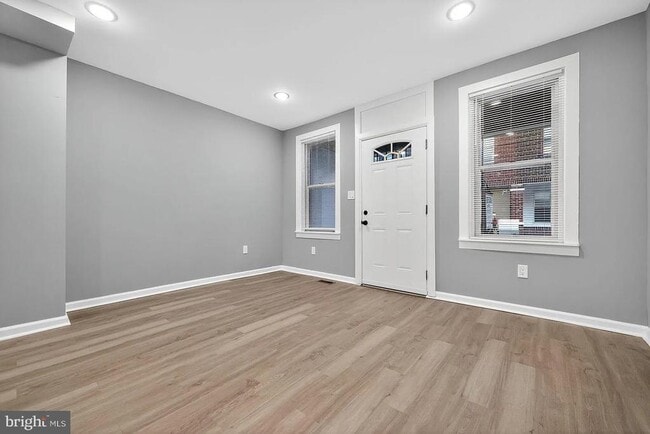 Photo - 1333 S Newkirk St