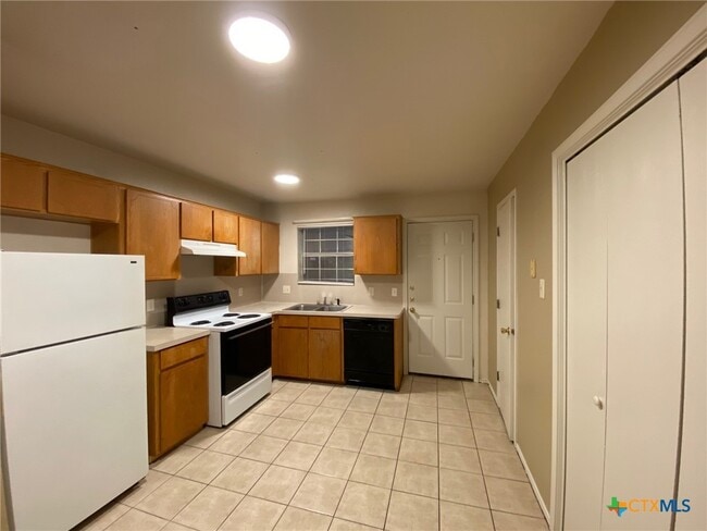 3804 Gus Dr Unit C