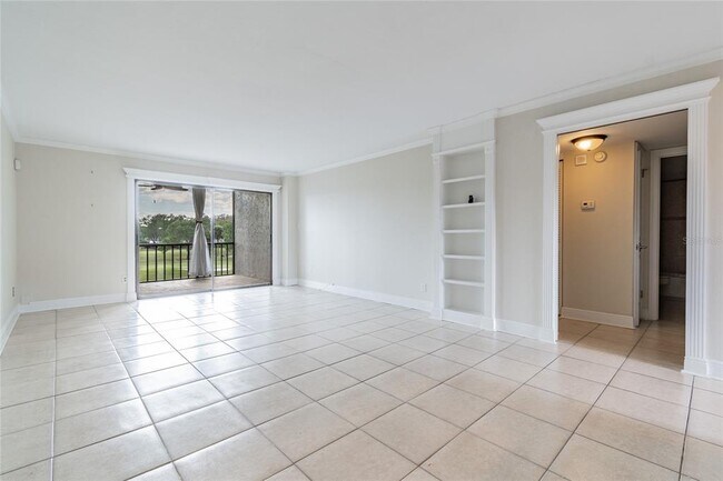 Photo - 13618 Greenfield Dr Unit 305