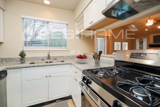 Photo - 6402 Wild River Dr