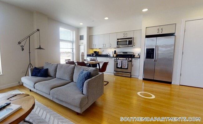 Photo - 601 Albany St Unit 407