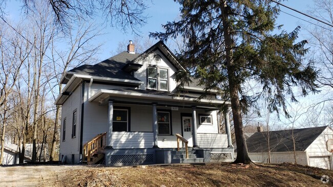 Building Photo - 1621 Adams St Rental