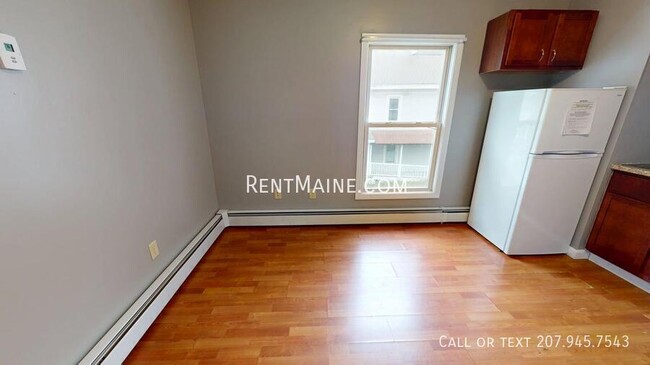 Photo - 380 Hammond St Unit 3