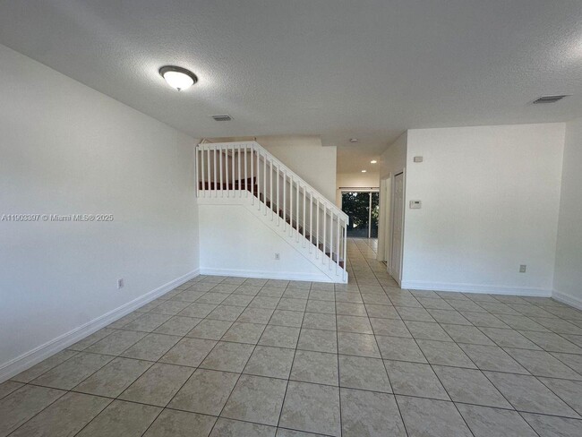 Photo - 1712 SE 31st Ct