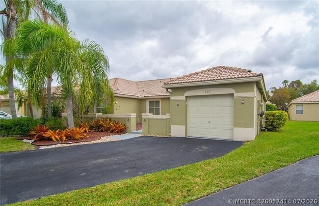 4297 Pine Ridge Ct