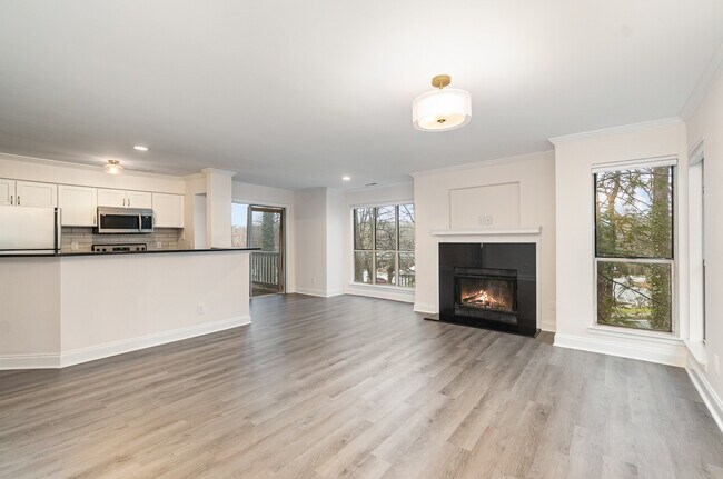 2512 Cranbrook Ln