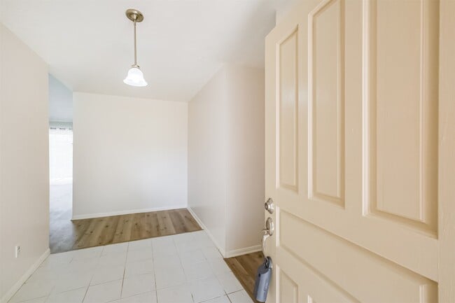 Photo - 2815 Arrowhead Dr