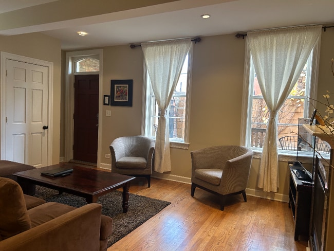 403 W Eugenie St Unit 1F