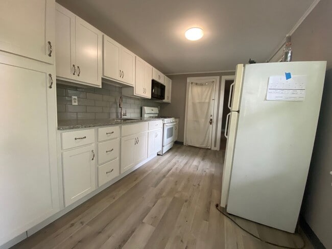 Photo - Remodeled one bedroom apartment Unidad 2