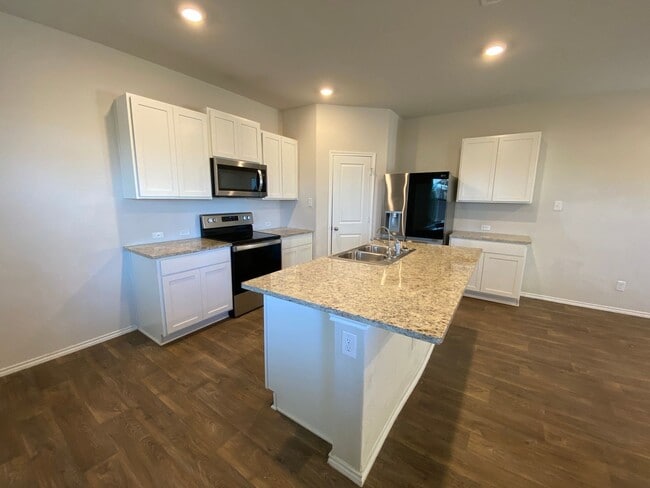 Photo - Beautiful 3 bed, 2.5 bath home!