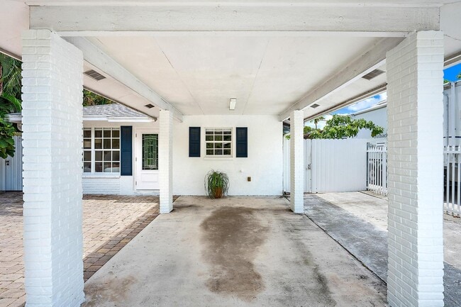 Photo - 904 Ortega Rd