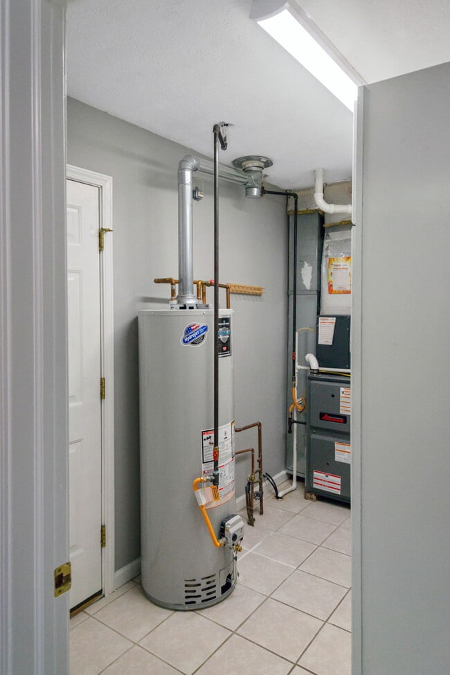 Photo - 504 Marquis Cir