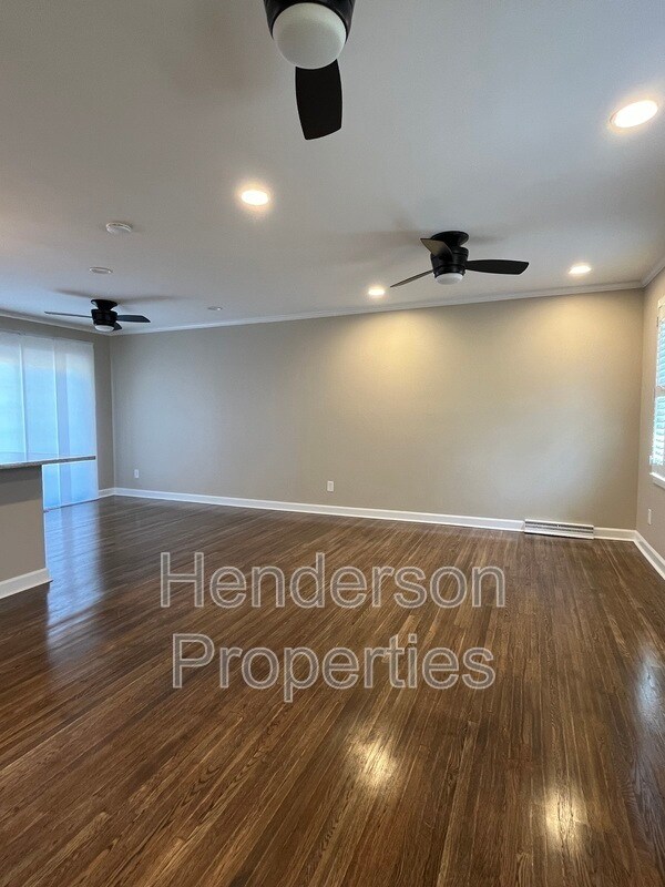 Photo - 5906 Colchester Pl