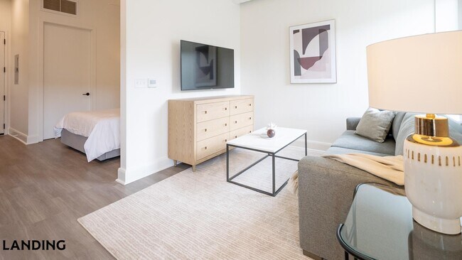 Photo - 425 20th St S Unit 204