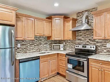 Building Photo - 116 Amberly Dr Rental